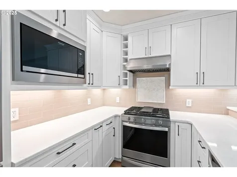 20 Summit Ridge Court Lake Oswego OR 97035