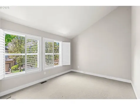 20 Summit Ridge Court Lake Oswego OR 97035