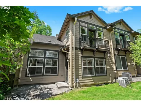 20 Summit Ridge Court Lake Oswego OR 97035