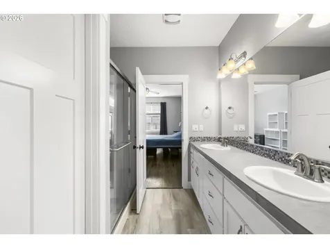 1293 S 9th Street Independence OR 97351