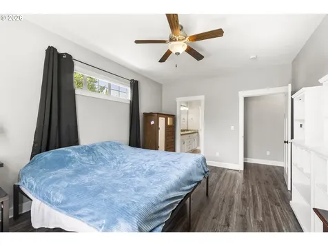 1293 S 9th Street Independence OR 97351