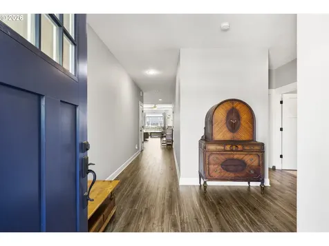 1293 S 9th Street Independence OR 97351