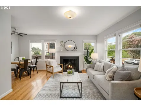 5935 NE 18th Avenue Portland OR 97211