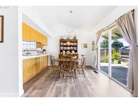 633 Cedar Street Independence OR 97351