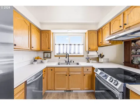 633 Cedar Street Independence OR 97351