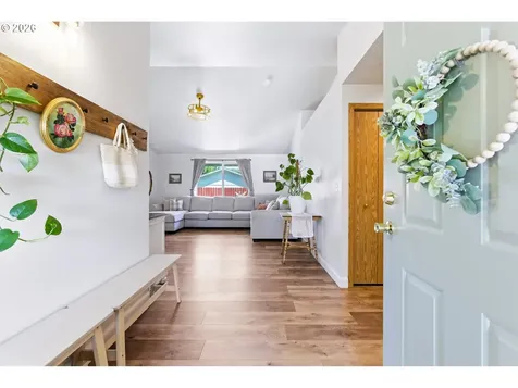 633 Cedar Street Independence OR 97351