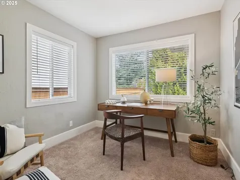 6834 SE Ogden Street Portland OR 97206
