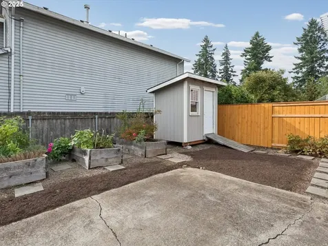 6834 SE Ogden Street Portland OR 97206