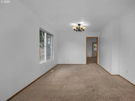 18890 Highland Drive Oregon City OR 97045