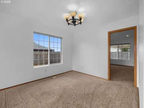 18890 Highland Drive Oregon City OR 97045