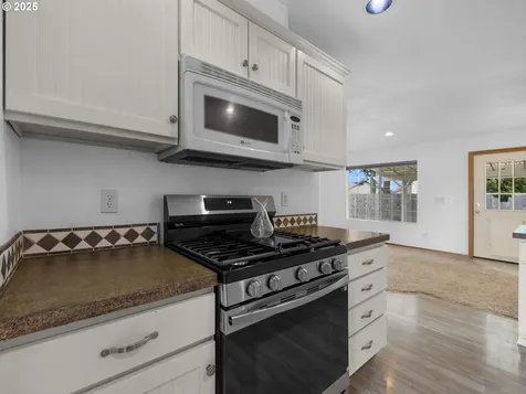 18890 Highland Drive Oregon City OR 97045