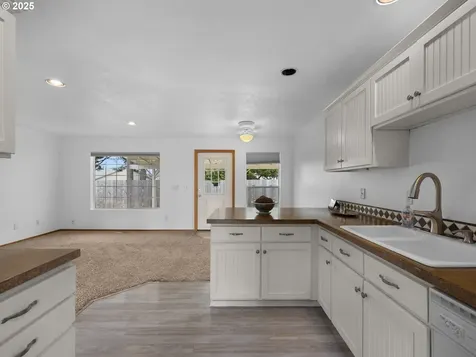 18890 Highland Drive Oregon City OR 97045