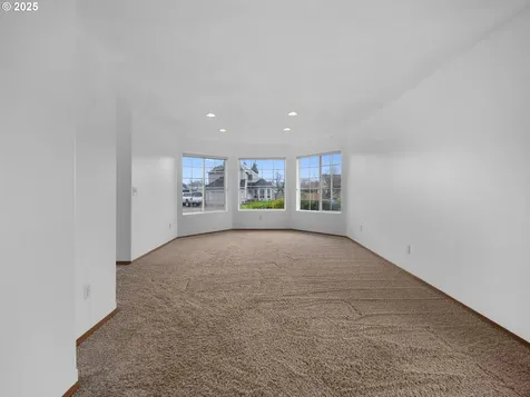 18890 Highland Drive Oregon City OR 97045