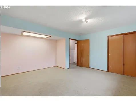 7209 NE 62nd Avenue Vancouver WA 98661