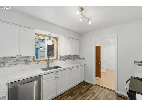 7209 NE 62nd Avenue Vancouver WA 98661