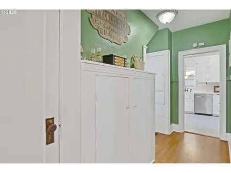 604 Church Street Kelso WA 98626