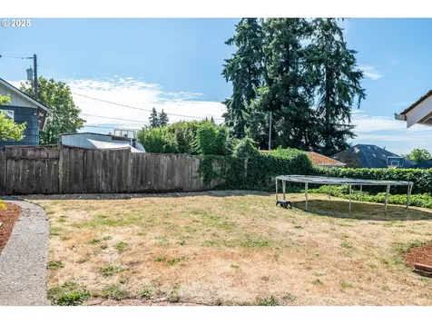 604 Church Street Kelso WA 98626