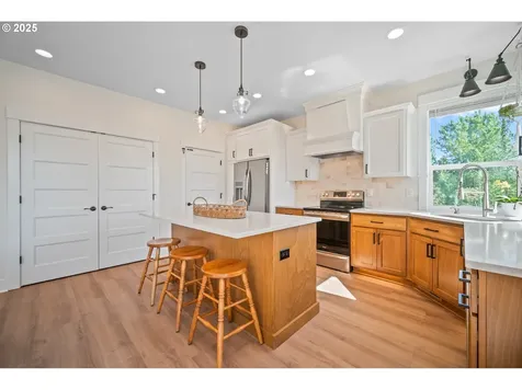 1700 Green Mountain Road Kalama WA 98625