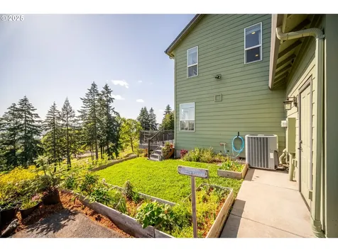1700 Green Mountain Road Kalama WA 98625
