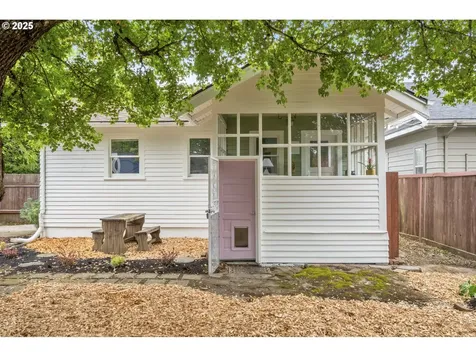 7228 N Villard Avenue Portland OR 97217