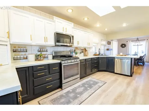 2703 N Spruce Street La Grande OR 97850