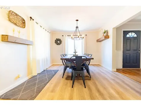 2703 N Spruce Street La Grande OR 97850