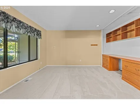 15920 SW Greens Way Portland OR 97224