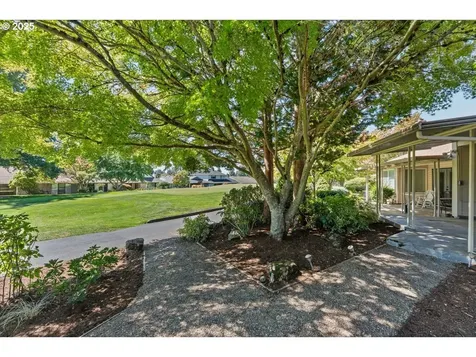 15920 SW Greens Way Portland OR 97224