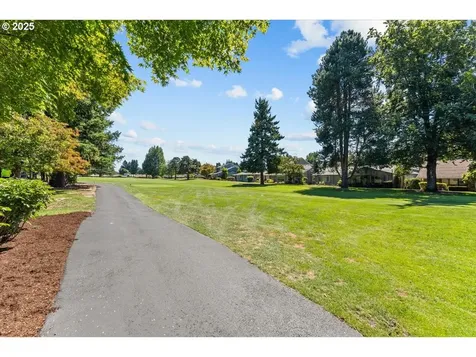 15920 SW Greens Way Portland OR 97224