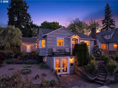 905 Columbia Street Hood River OR 97031