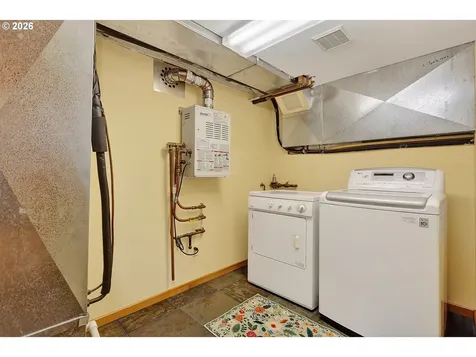 905 Columbia Street Hood River OR 97031