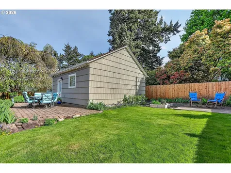 905 Columbia Street Hood River OR 97031