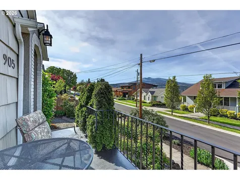 905 Columbia Street Hood River OR 97031