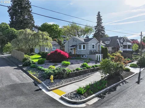 905 Columbia Street Hood River OR 97031