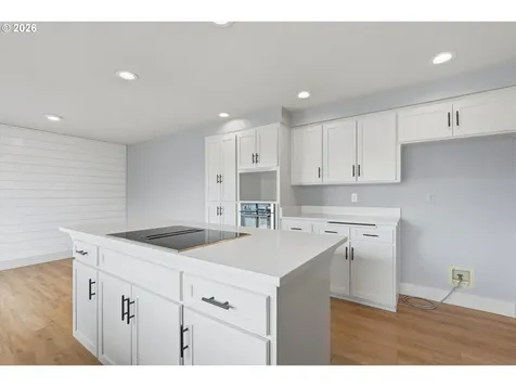 2069 Flag Stone Court N Keizer OR 97303