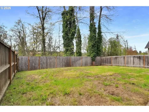 1225 Riverfront Way Cottage Grove OR 97424