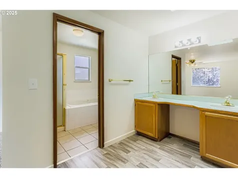 5131 SW 193rd Place Beaverton OR 97078