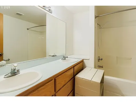 5131 SW 193rd Place Beaverton OR 97078