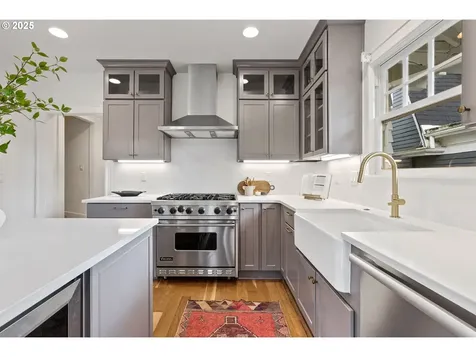2636 NE Ridgewood Drive Portland OR 97212