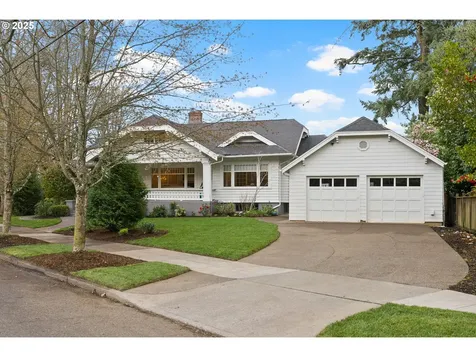 2636 NE Ridgewood Drive Portland OR 97212