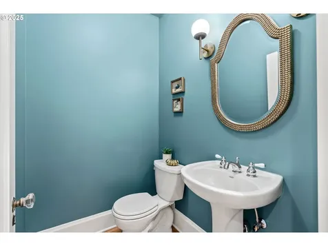 2636 NE Ridgewood Drive Portland OR 97212