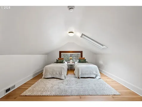 2636 NE Ridgewood Drive Portland OR 97212