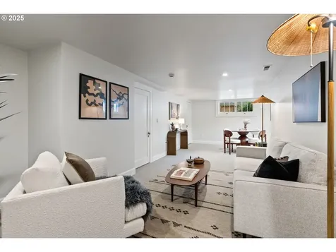 2636 NE Ridgewood Drive Portland OR 97212