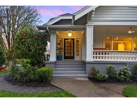 2636 NE Ridgewood Drive Portland OR 97212