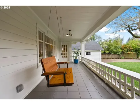 2636 NE Ridgewood Drive Portland OR 97212