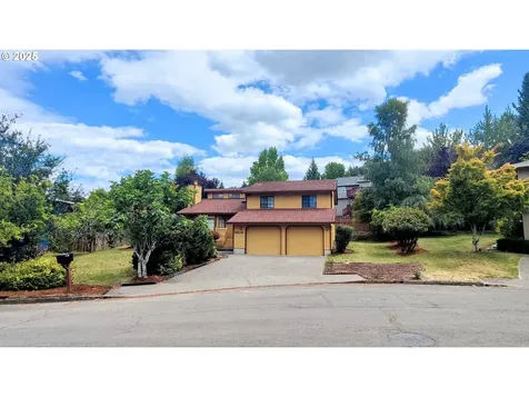 6818 SE 114th Avenue Portland OR 97266