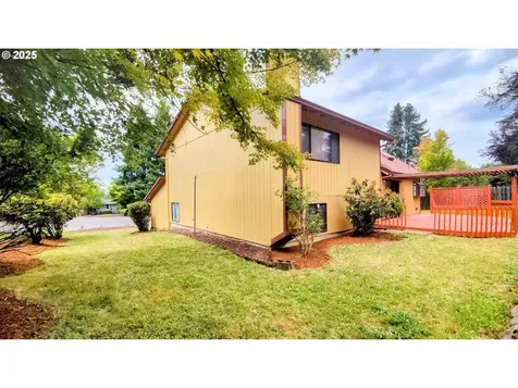 6818 SE 114th Avenue Portland OR 97266