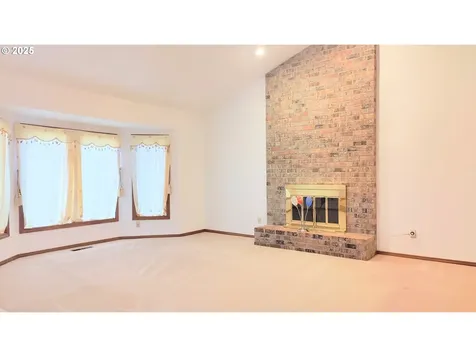 6818 SE 114th Avenue Portland OR 97266