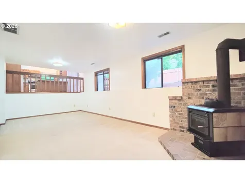 6818 SE 114th Avenue Portland OR 97266