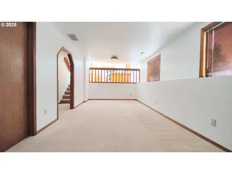 6818 SE 114th Avenue Portland OR 97266